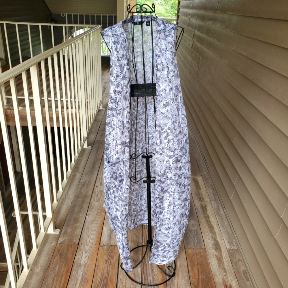 NWOT G by Giuiana Snake Print Cover Up/Duster.